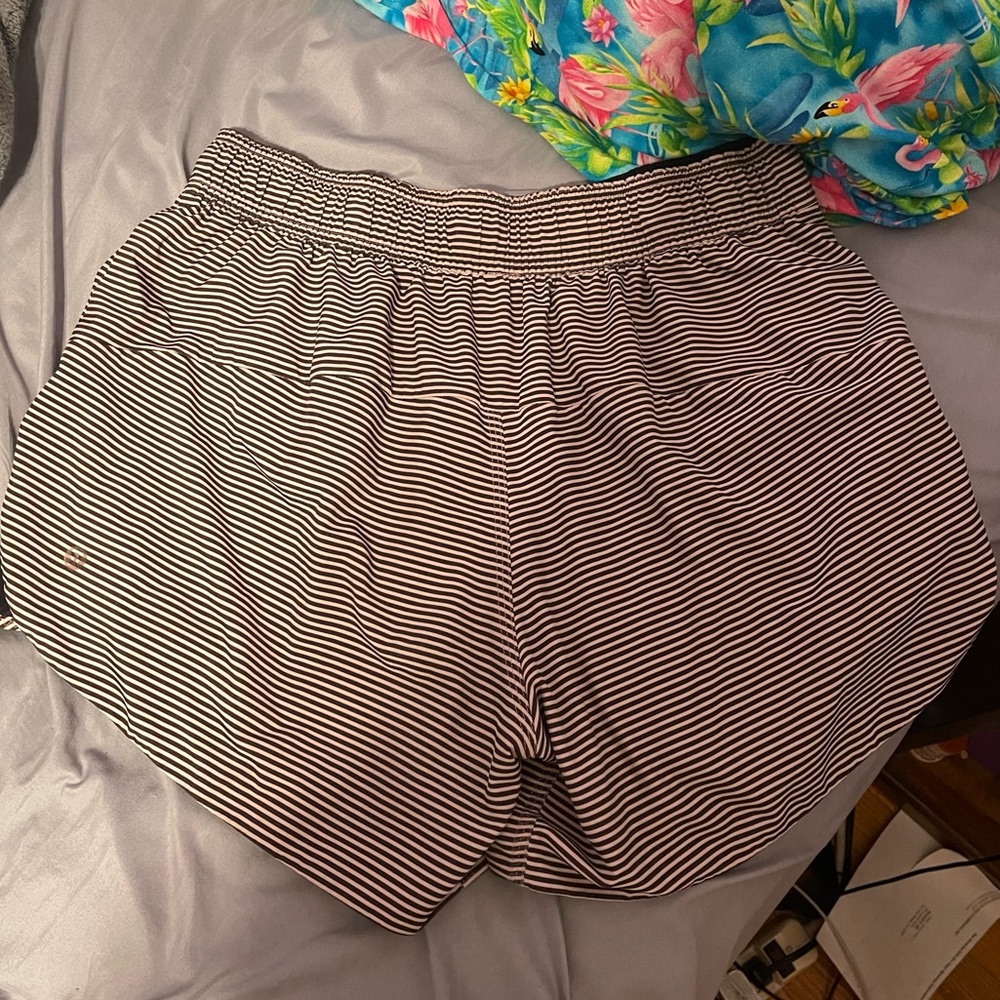 Lululemon Go The Distance Short - Picture 3 of 7